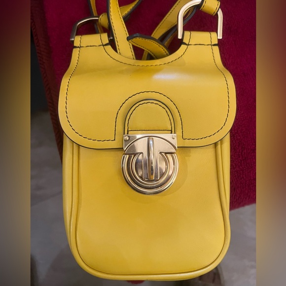 Tory Burch leather James Phone Crossbody - Picture 6 of 6